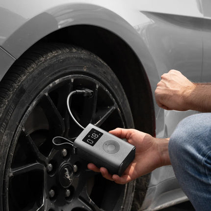 HOTO Air Pump ADV Portable Cordless 150 PSI Tyre Inflator with LED Light